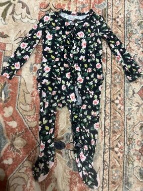 Posh Peanut snap footie